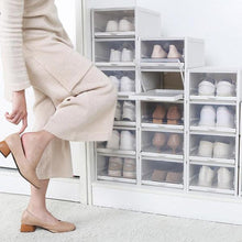 Laden Sie das Bild in den Galerie-Viewer, 3 Schichten Faltbarer &amp; Stapelbare Schuhbox Schubladentyp
